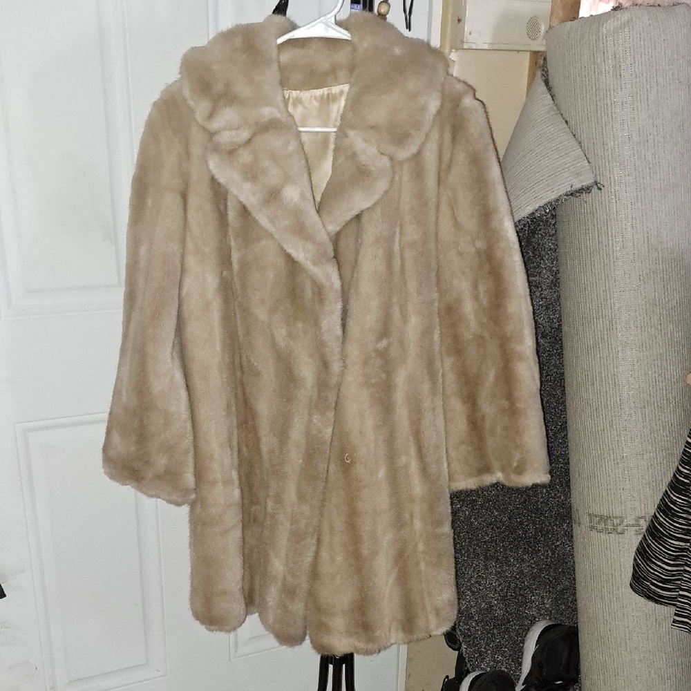 Tissavel of France Luxurious Beige Teddy Jacket (Vegan)